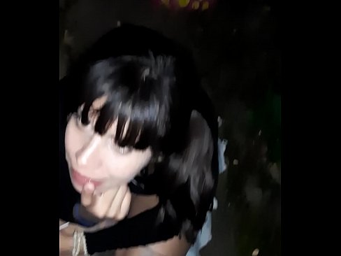 ❤️ 거리에서 사탕과 교환으로 부어오른 페니스 ❤❌ 빌어먹을 비디오  우리 ❌️